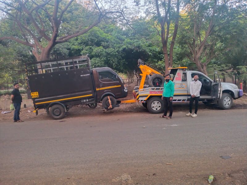 Gallery — Shiv Rajveer Crane & Towing Van Service, Pimpri Chinchwad, Pune