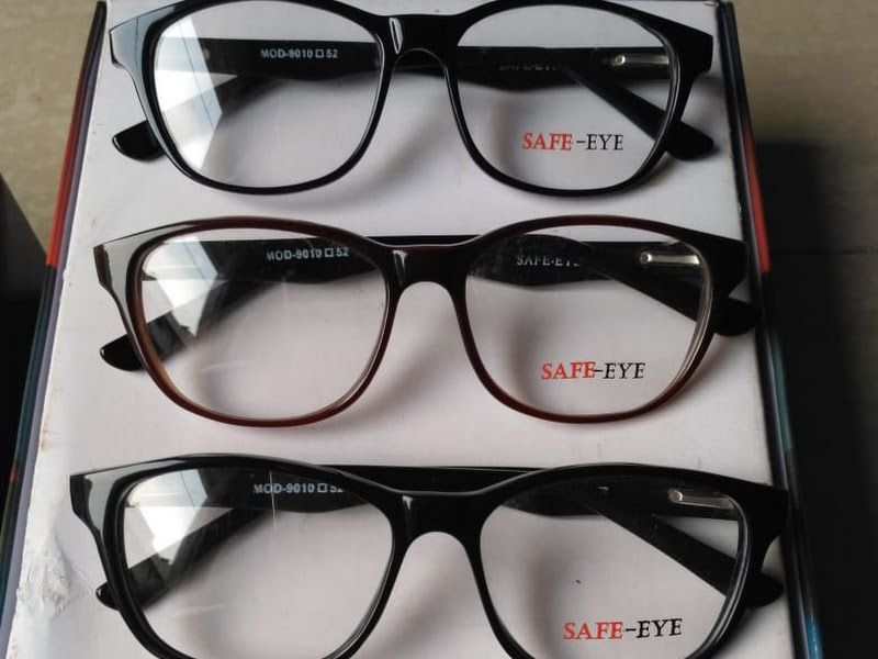 Interior — Safe Eyes Optics, Thane