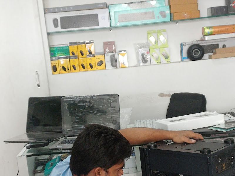 Gallery — Plug and Play Computer, Bhiwandi