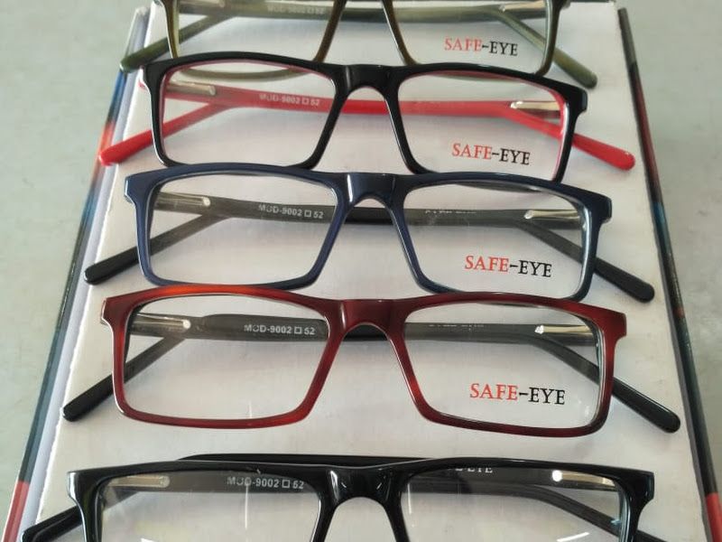 Interior — Safe Eyes Optics, Thane