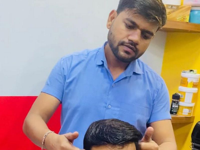 Exterior — Golden Hair Fixing, Kalyan