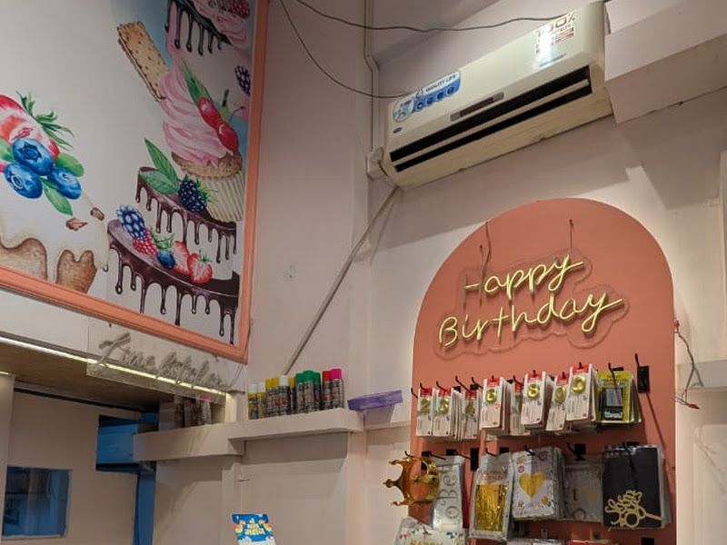 Interior — The Bakers Stop, Thane