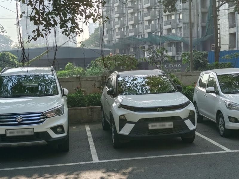 Gallery — Car With Driver, Mumbai