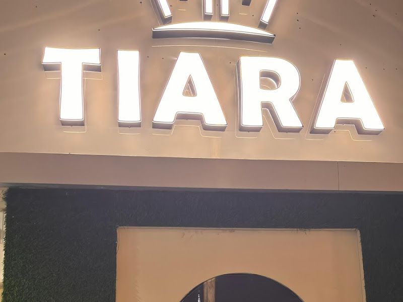 Exterior — Tiara Rooftop Lounge & Cafe, Mumbai