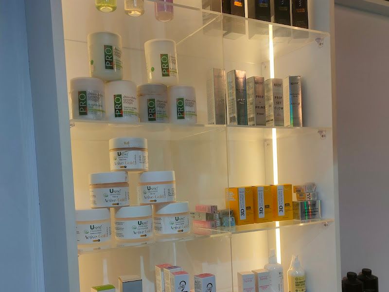 Gallery — Naturence Bridal Studio Salon and Academy, Kalyan