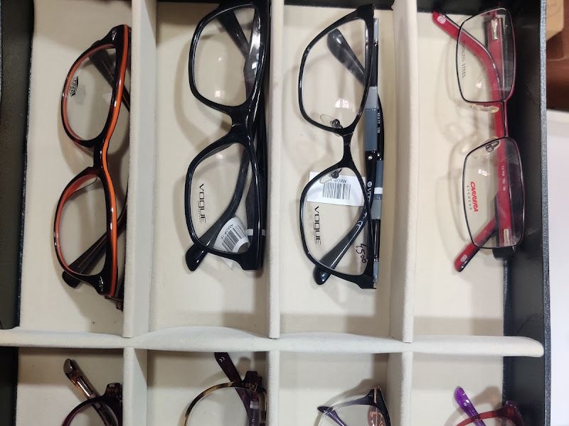Interior — Ami Optics & Contact Lens Clinic, Thane