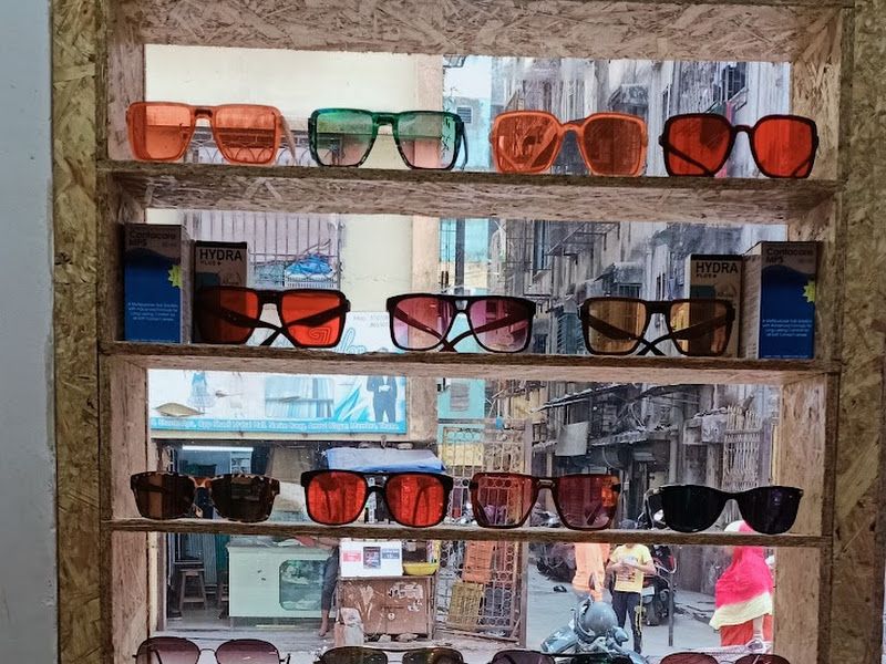 Interior — Oculus Vision Optics, Mumbra