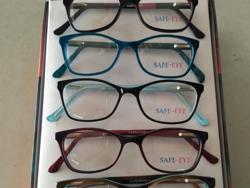 Interior — Safe Eyes Optics, Thane