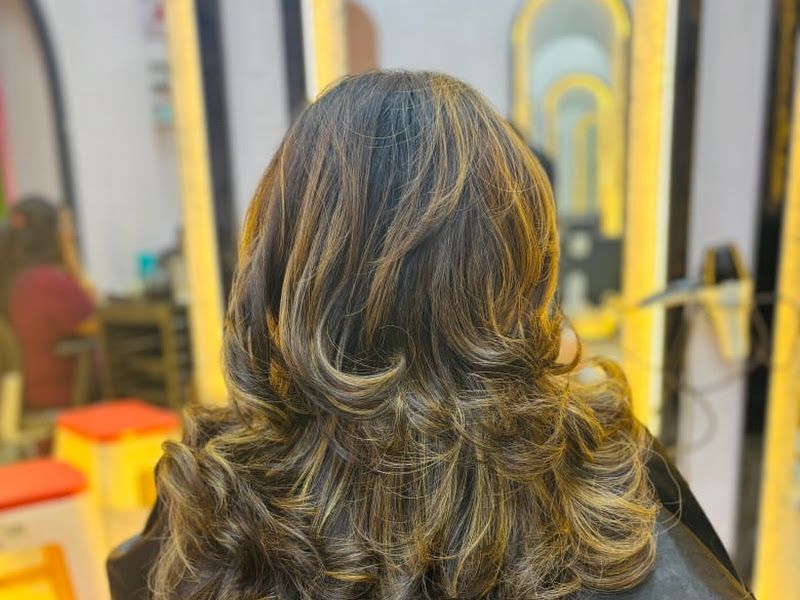 Gallery — Urvashi Salon, Ambernath