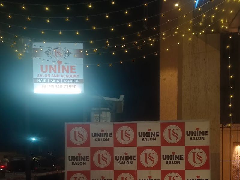 Exterior — Unine Salon, Mumbai