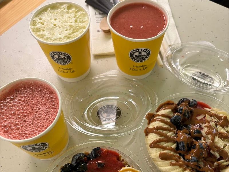 Exterior — Smoothie Factory, Thane (W)