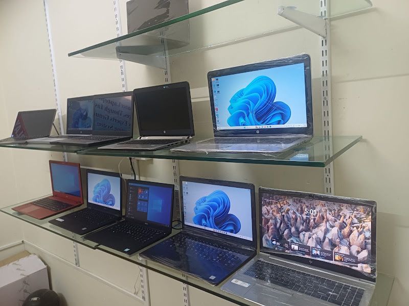 Exterior — Plug and Play Computer, Bhiwandi