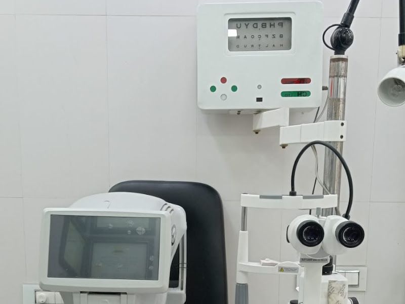 Interior — Naaz Optics, Thane