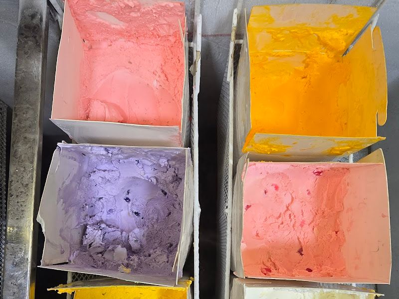 Interior — Snowbite Ice-cream, Thane