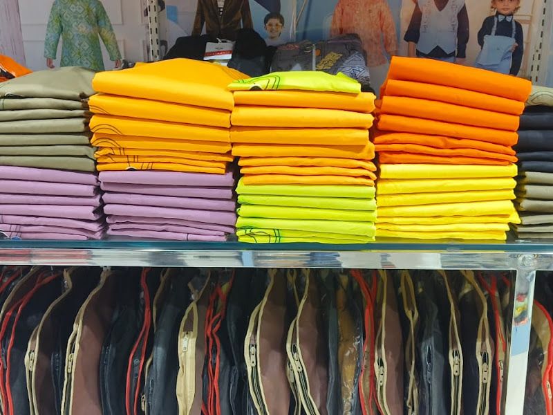 Gallery — DJ Shopee, Badlapur East