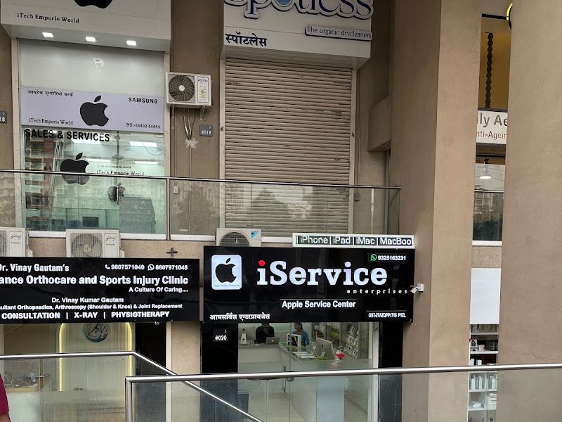 Interior — iService - Apple Service Center, Pune