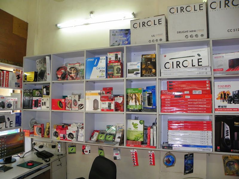 Interior — Good Luck Computer, Navi Mumbai