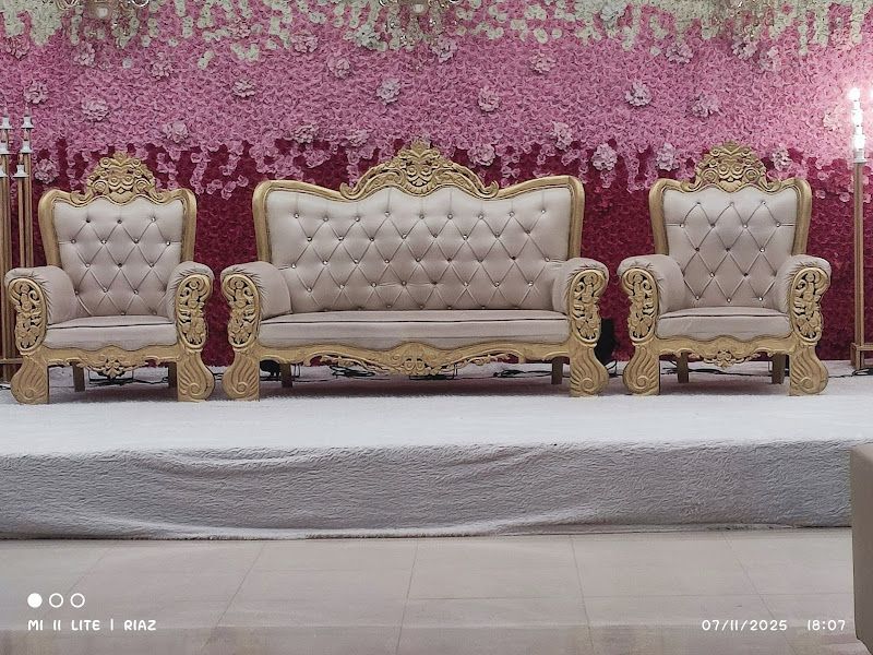 Gallery — Deluxe Sofa House, Thane