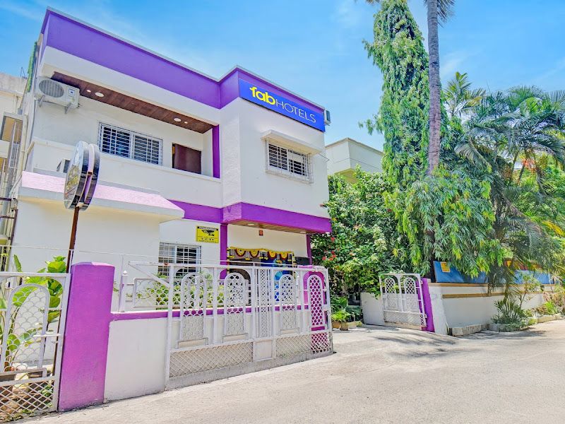 Gallery — FabHotel Aundh Homtel, Pune