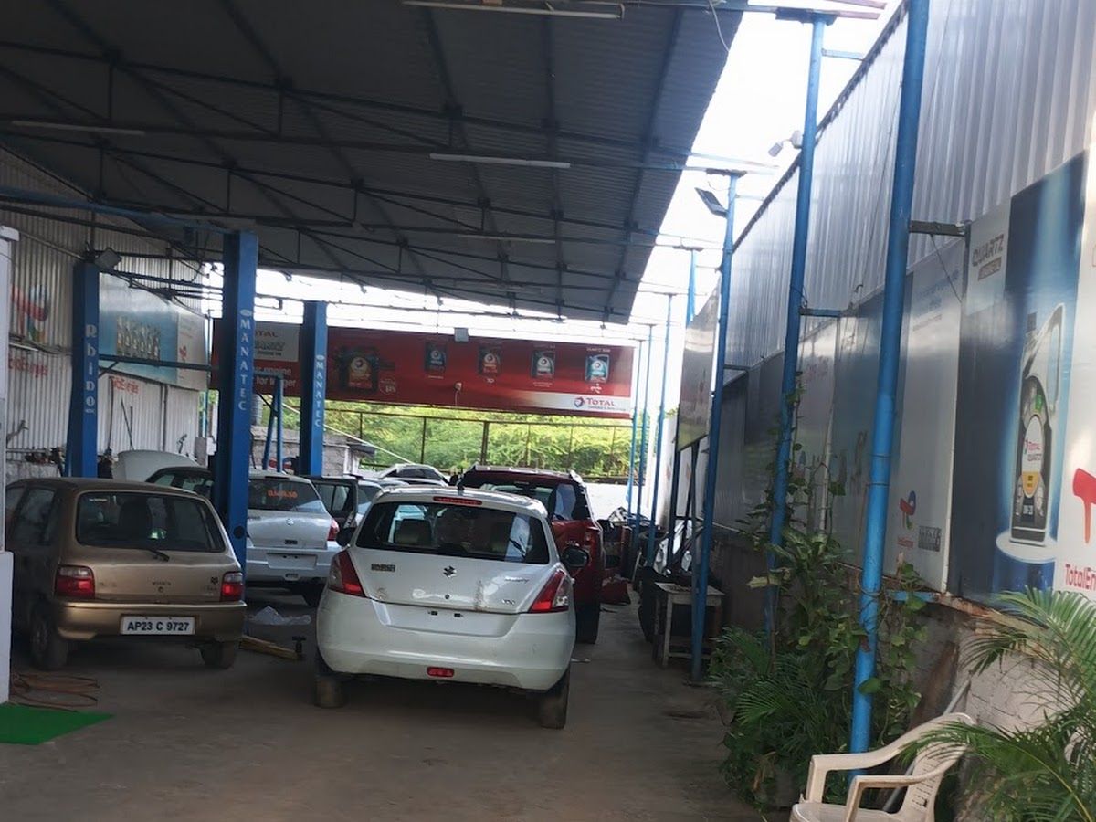 Exterior — Sixth Gear Multi Brand Car Service, Ushkebhavi, Ramachandrapuram