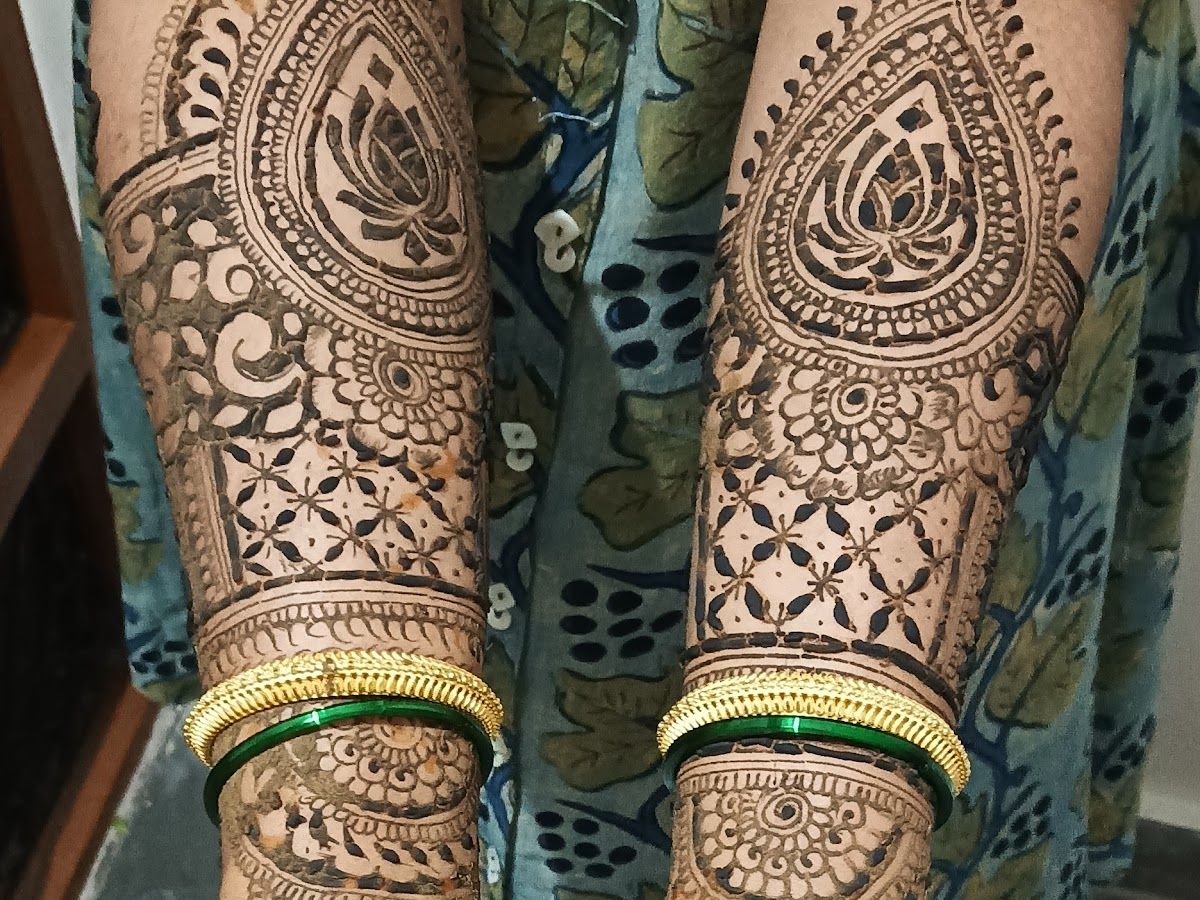 Gallery — Vaishnavi Mehendi studio, Mul