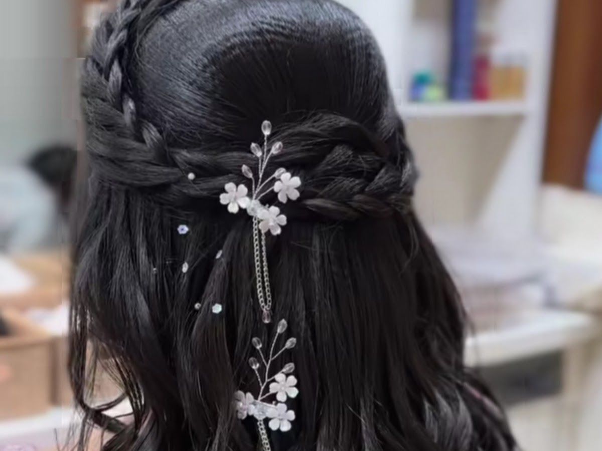 Exterior — Radhika beauty care, Kinkhlod