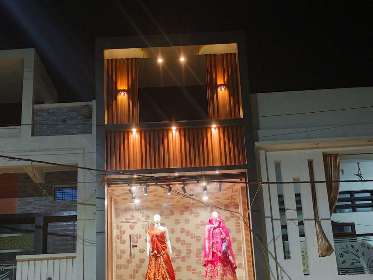 Gallery — Godavari poshak ghar, Susner