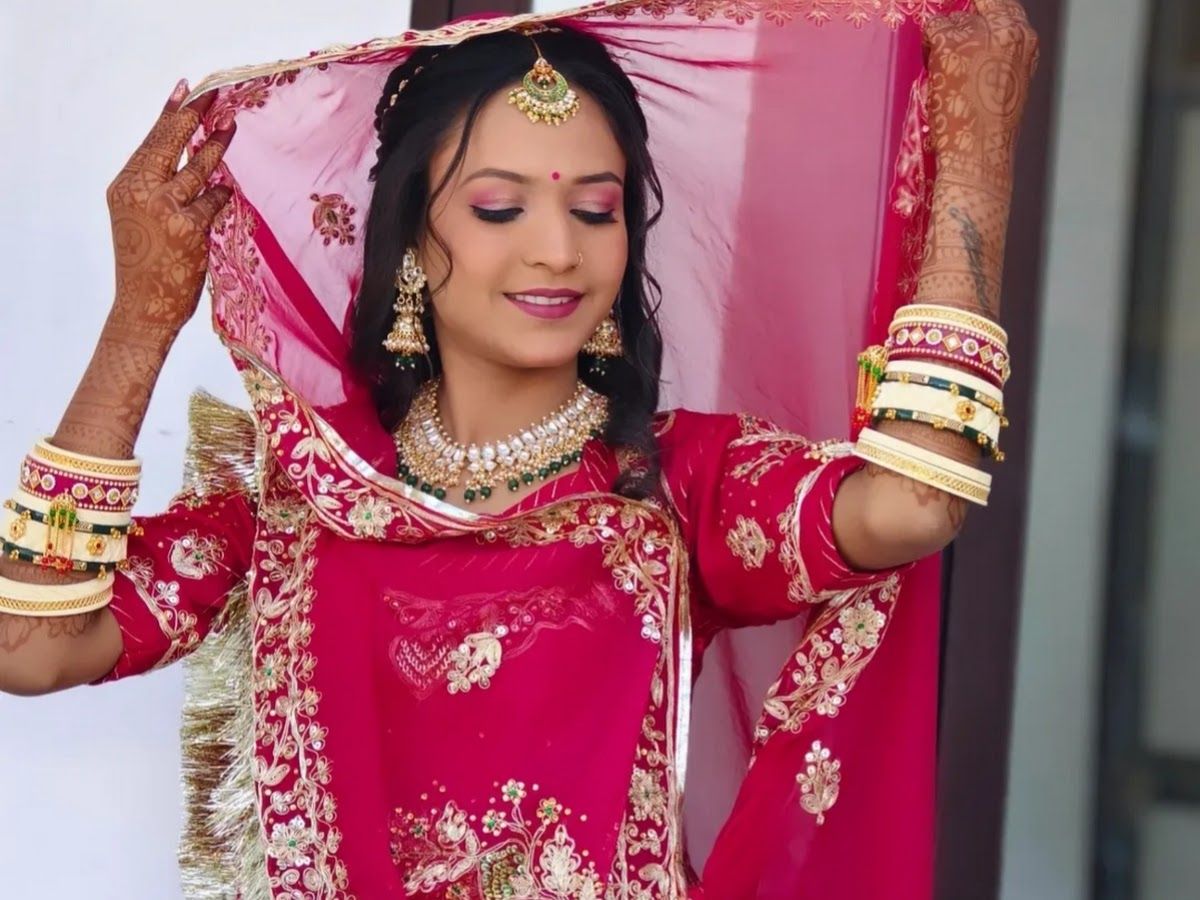 Exterior — Radhika beauty care, Kinkhlod