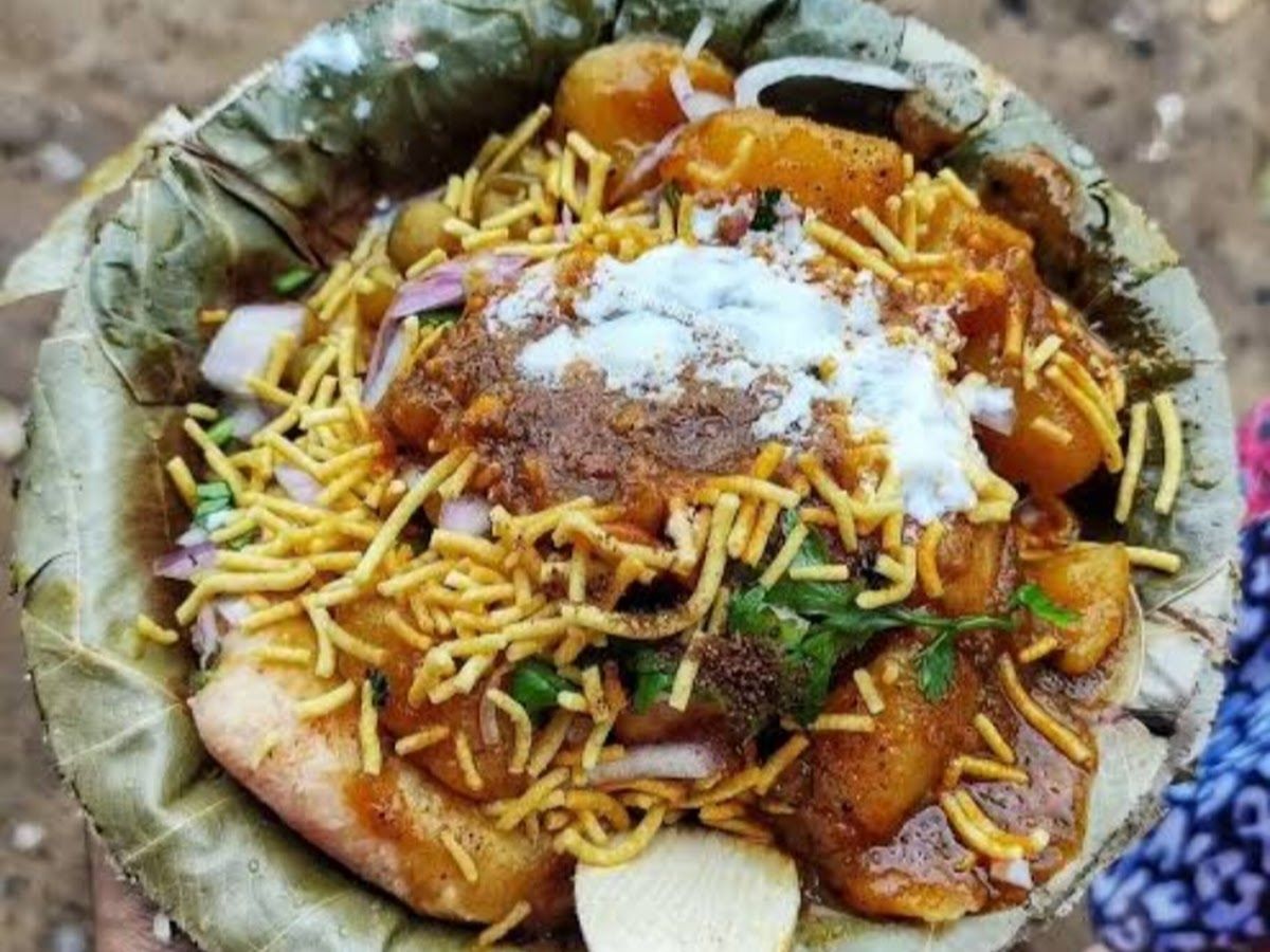 Food & drink — KATAK DAHIBAR AlUDAM, Cutting