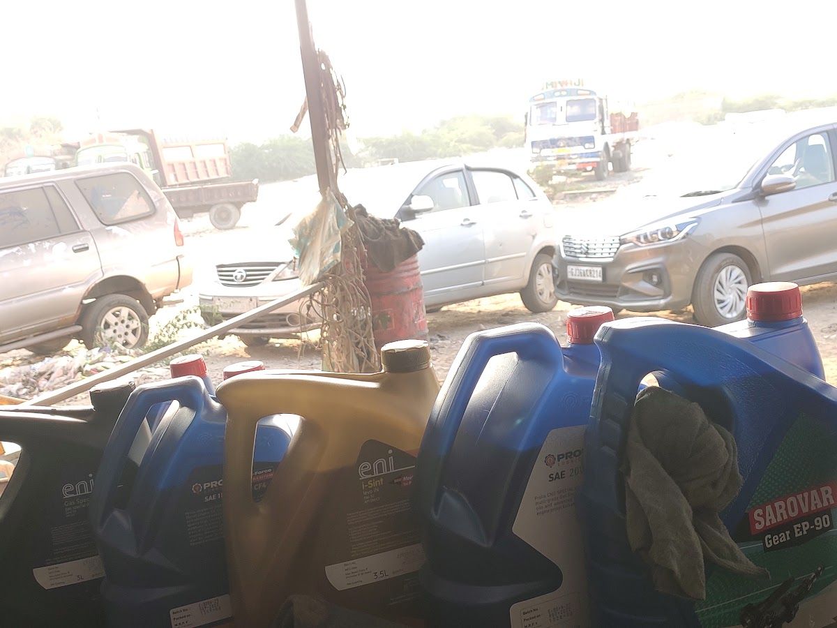 Gallery — Platinum Motor Garage And Car Wash, Patdi