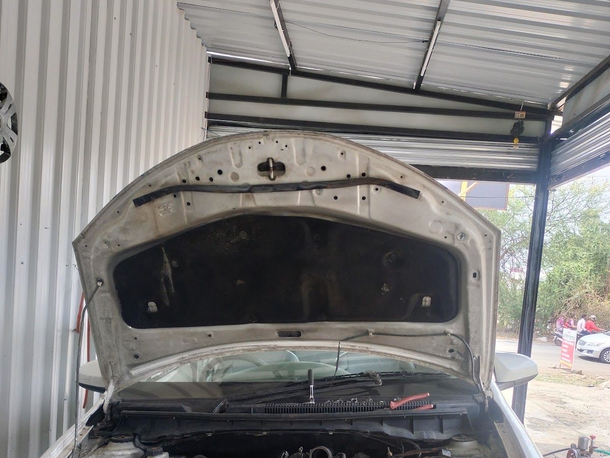 Gallery — auto glow car gerej, Nashik City