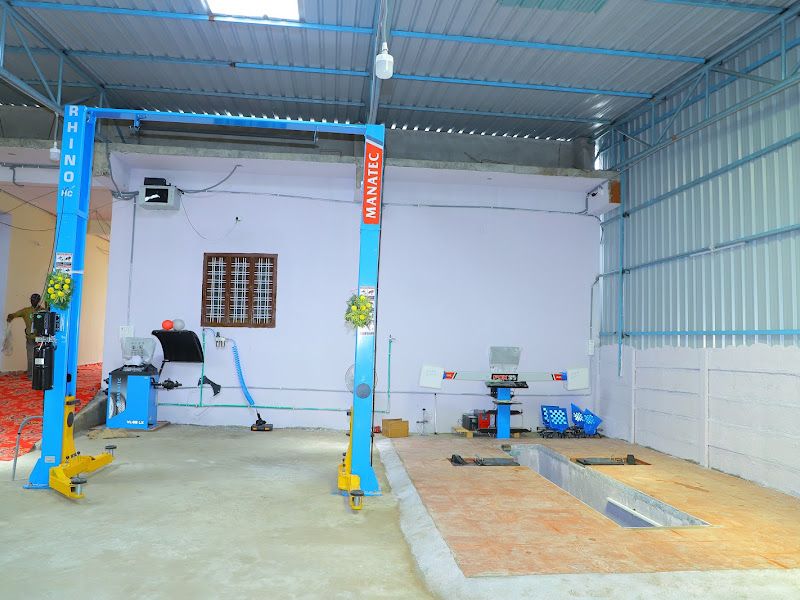 Interior — S CARS, Sarampalle