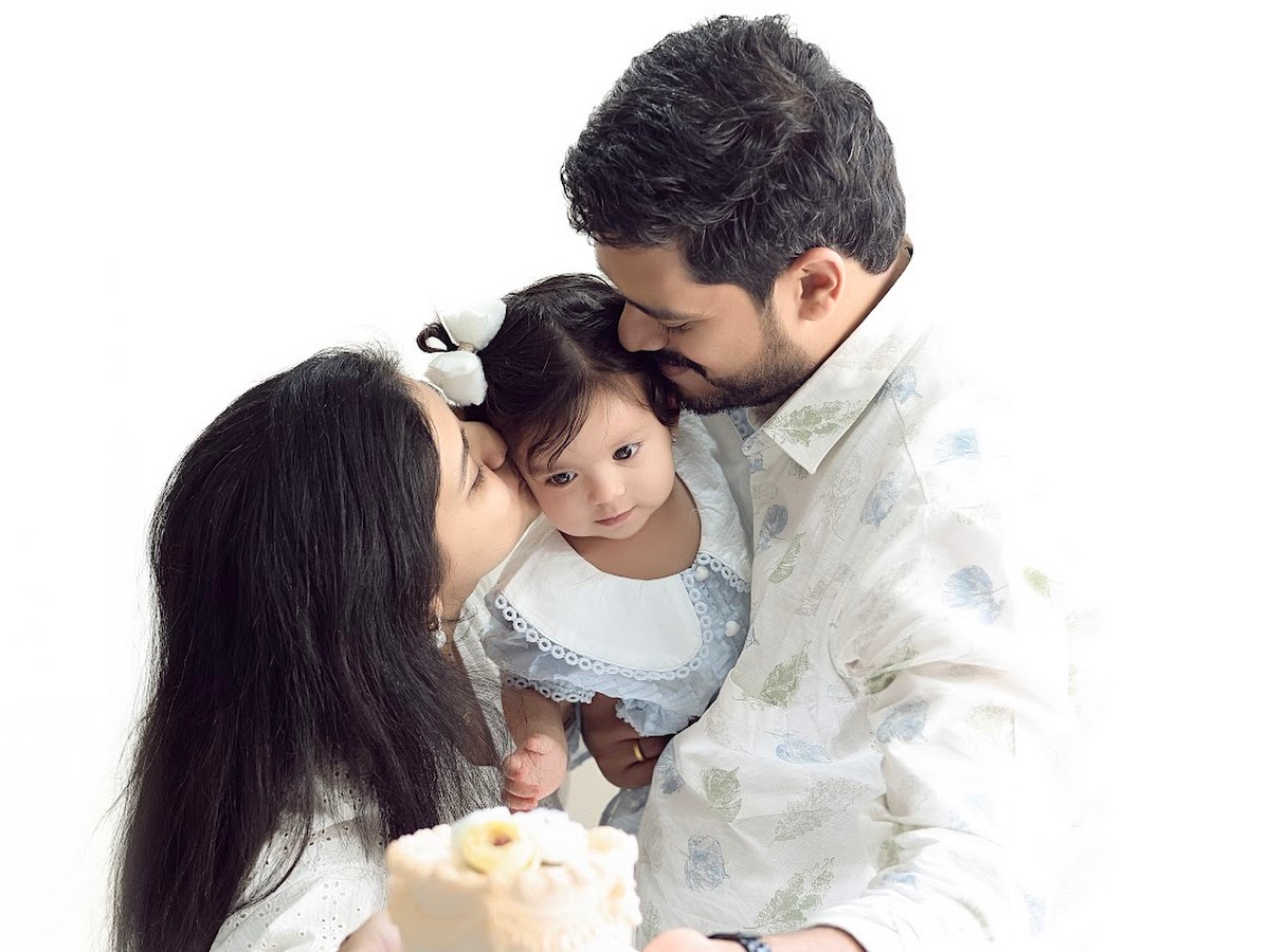 Family photography session at The Happy Snaps, Pune
