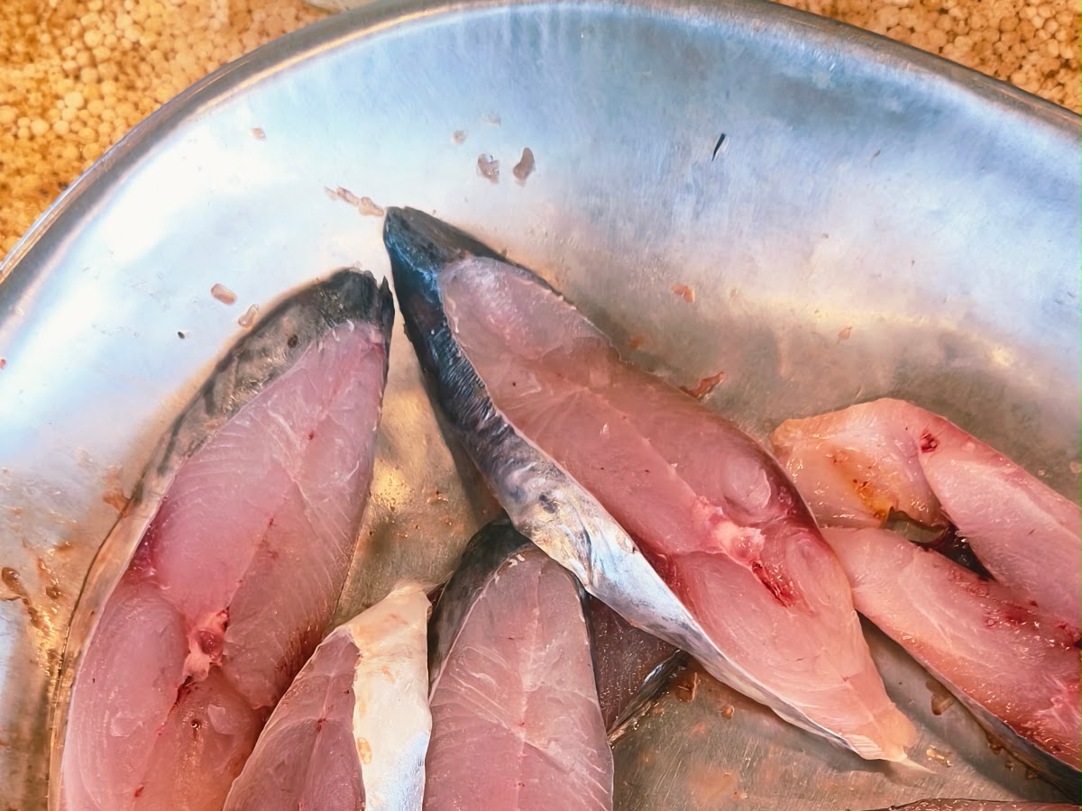 Boneless rawas fillets cut to order in Chembur