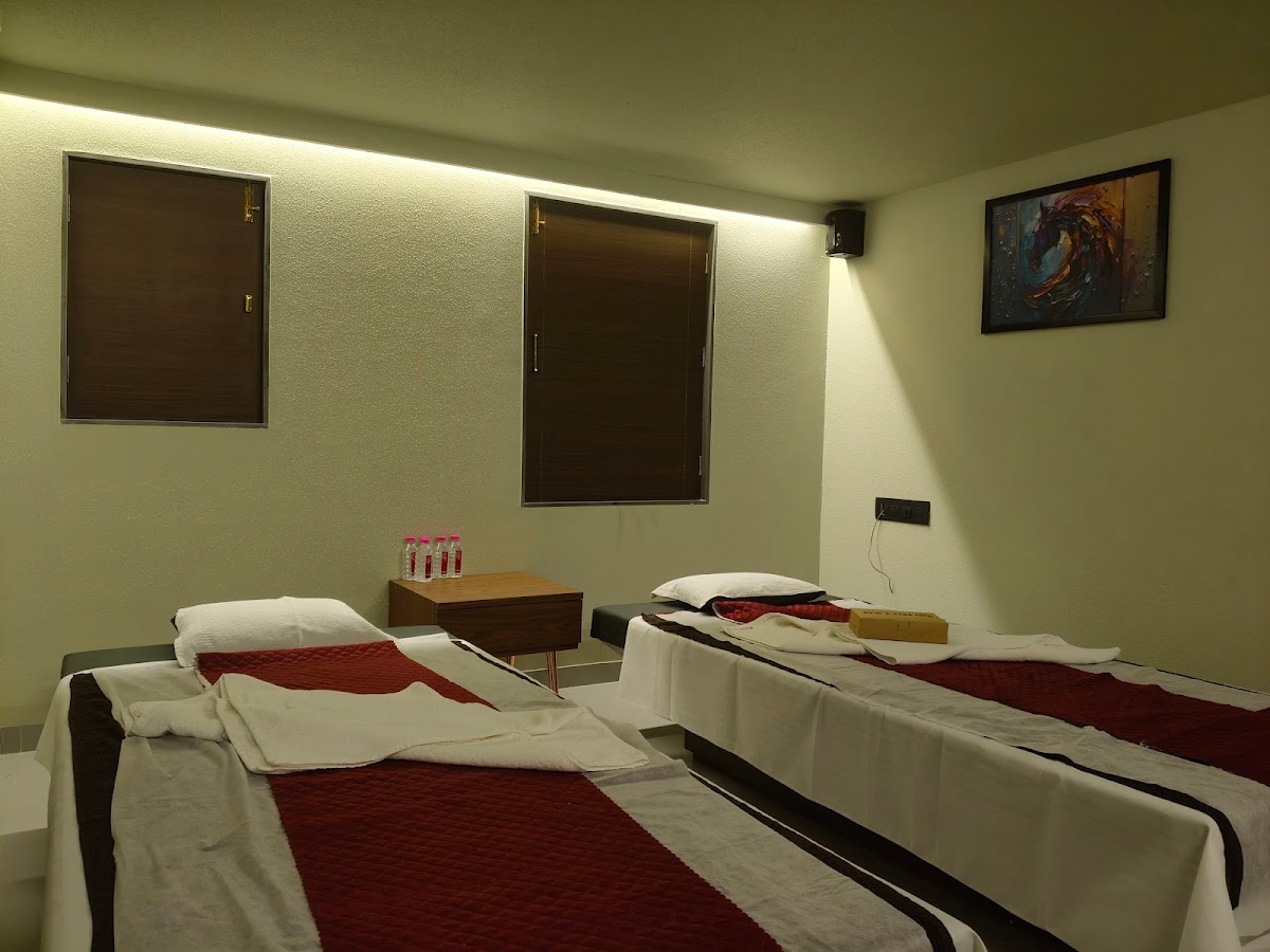Relaxation corner with green tea at Mitsu Wellness Spa