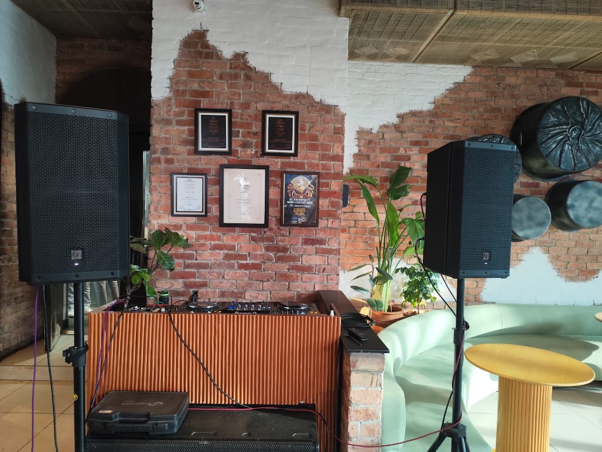 Reception sound setup for a wedding by Cyril Sound System