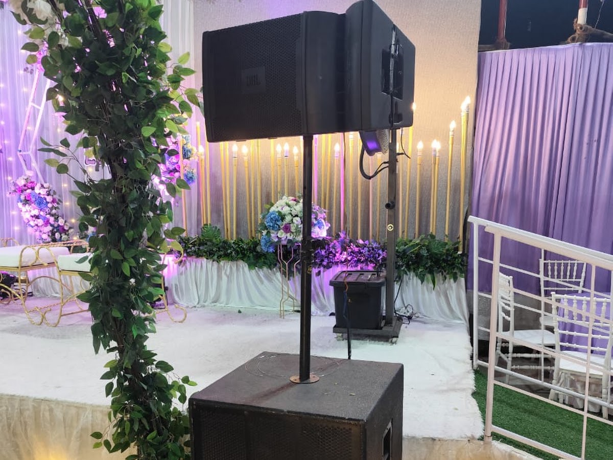 Professional speakers and amplifiers from Cyril Sound System, Mumbai